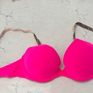PINK Victoria's Secret Neon Pink Bra with Leopard Straps